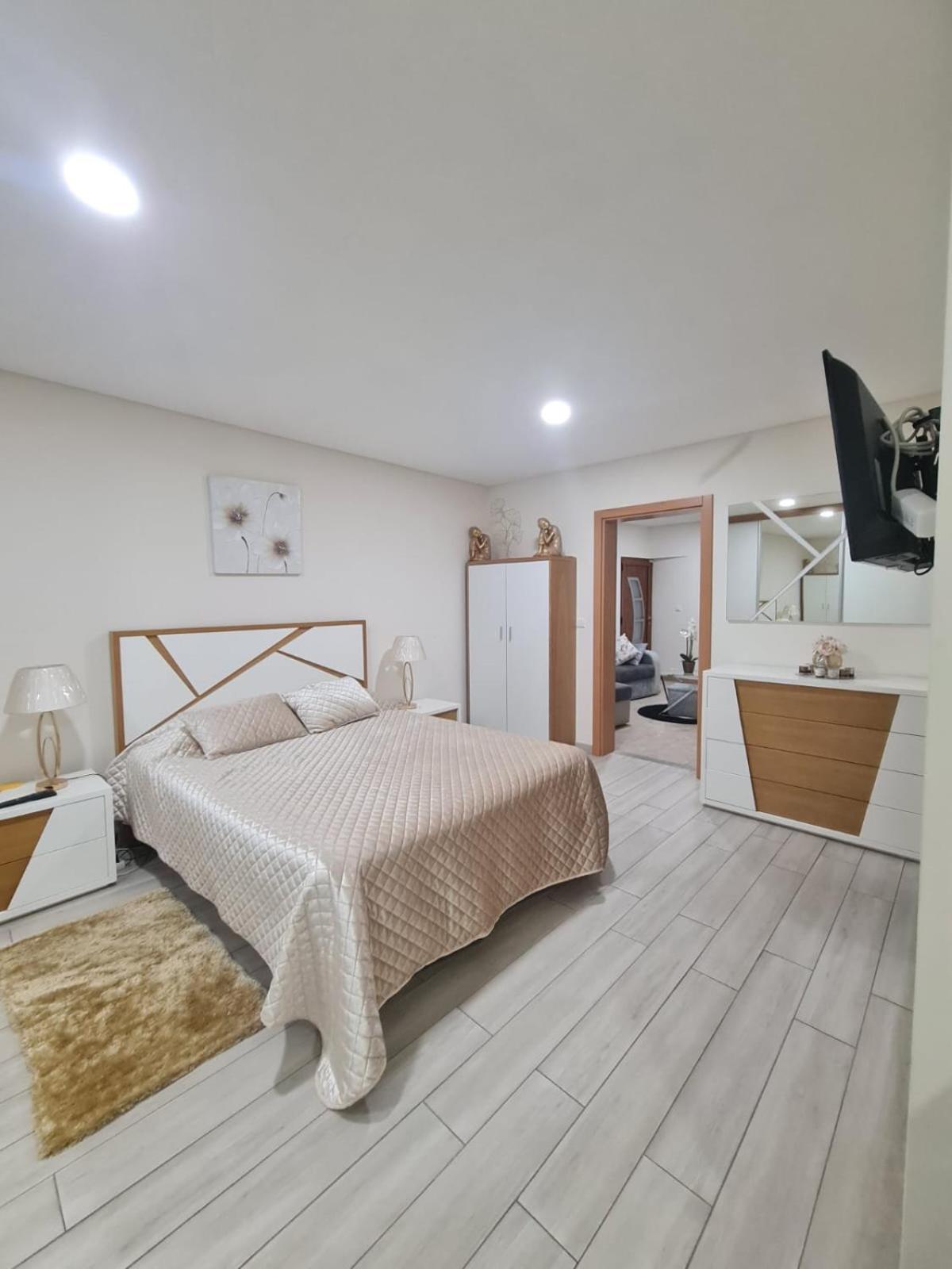 Apartamento T2 Zona Rural Вила-Нова-ди-Пайва Экстерьер фото